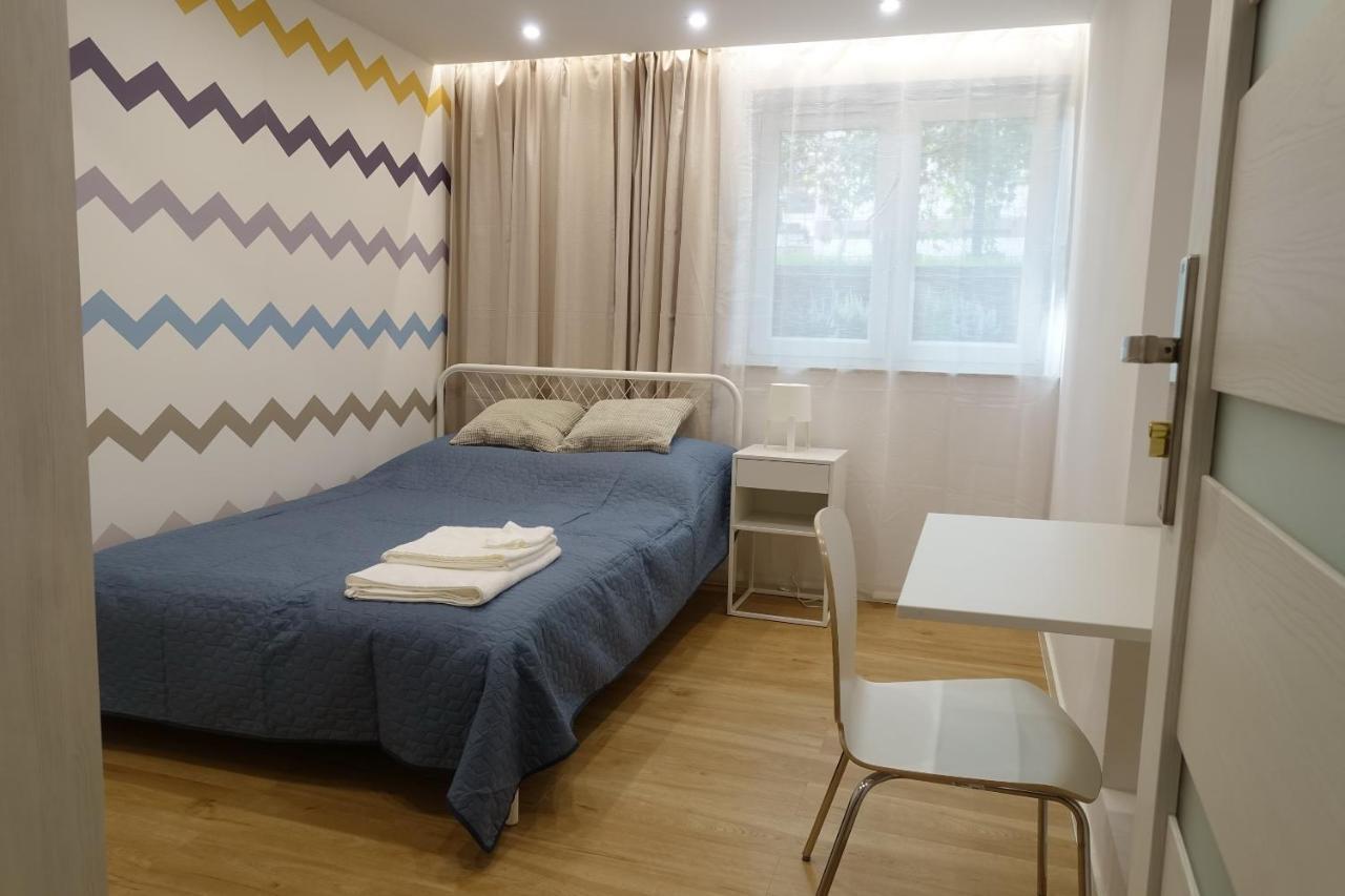 Three Rooms Apartment Krakow Bagian luar foto