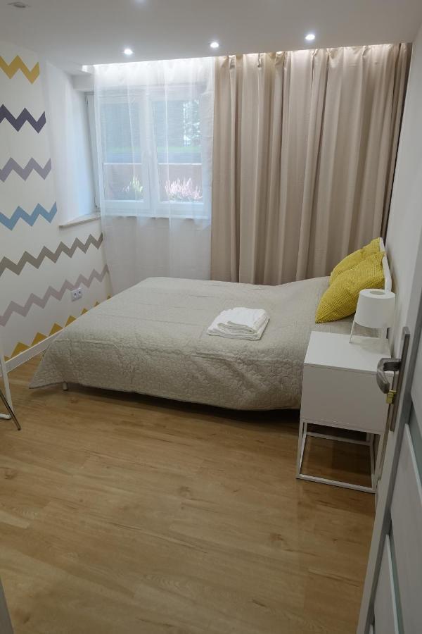 Three Rooms Apartment Krakow Bagian luar foto