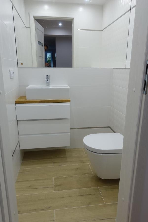 Three Rooms Apartment Krakow Bagian luar foto